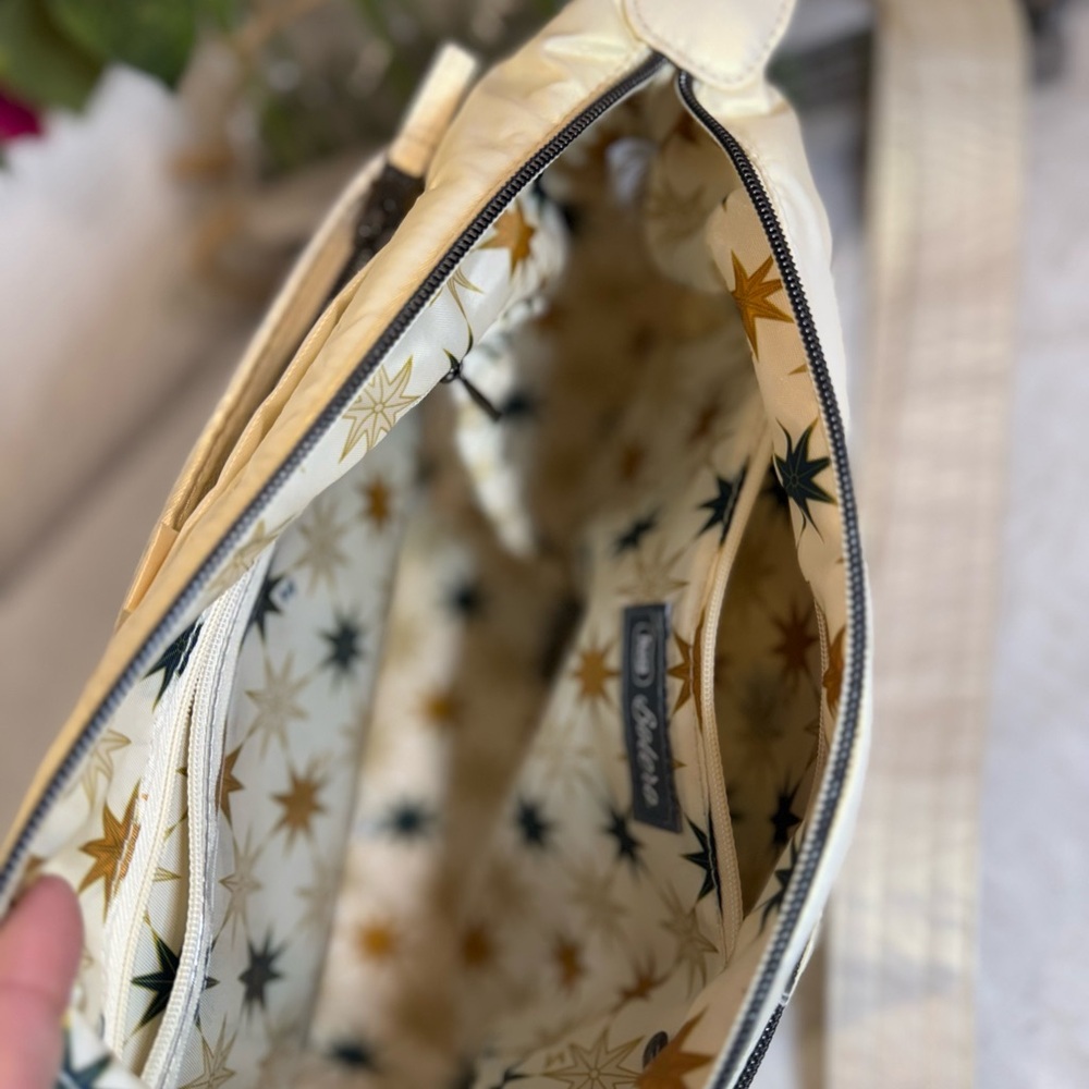 Lug Bolero Crossbody Bag Metallic Pearl Champagne - Star Lining w/ many Pockets - Picture 12 of 16